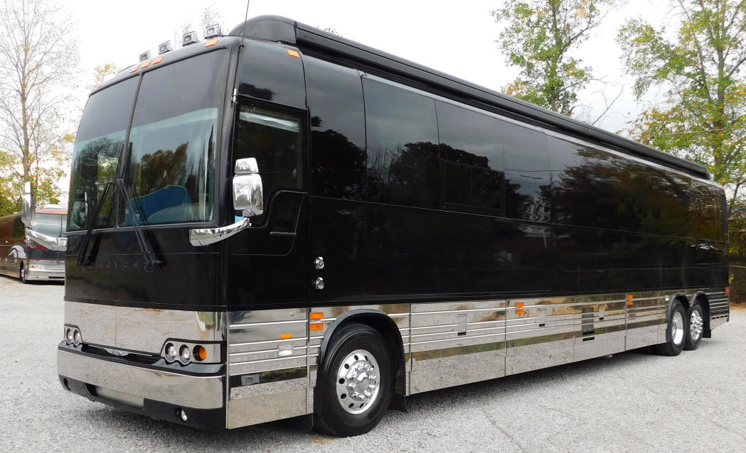 2013 Prevost Front Slide Star Bus # 49513 For Sale at Staley Bus Sales / Staley Coach, Nashville, Tennessee.