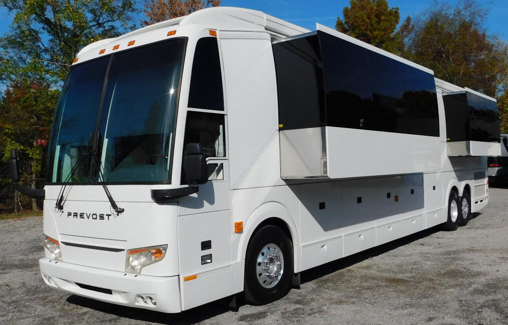 2011 H3-45 Prevost Display / VIP Bus # 49515 For Sale at Staley Bus Sales, Nashville, Tennessee.