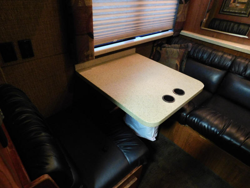 2003 Prevost XLII Entertainer Bus For Sale at Staley Bus Sales, Nashville, Tennessee.