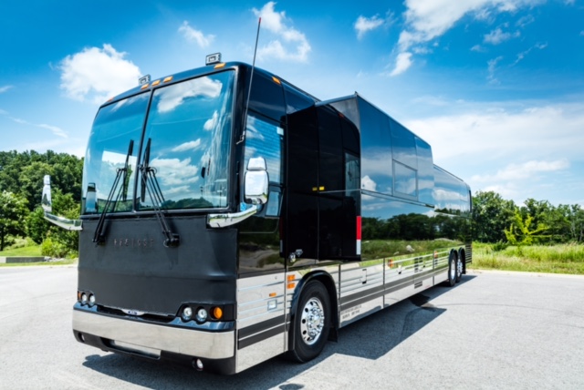 2014 Prevost X3-45 Entertainer Bus # 49481 For Sale at Staley Bus Sales, Nashville, Tennessee.