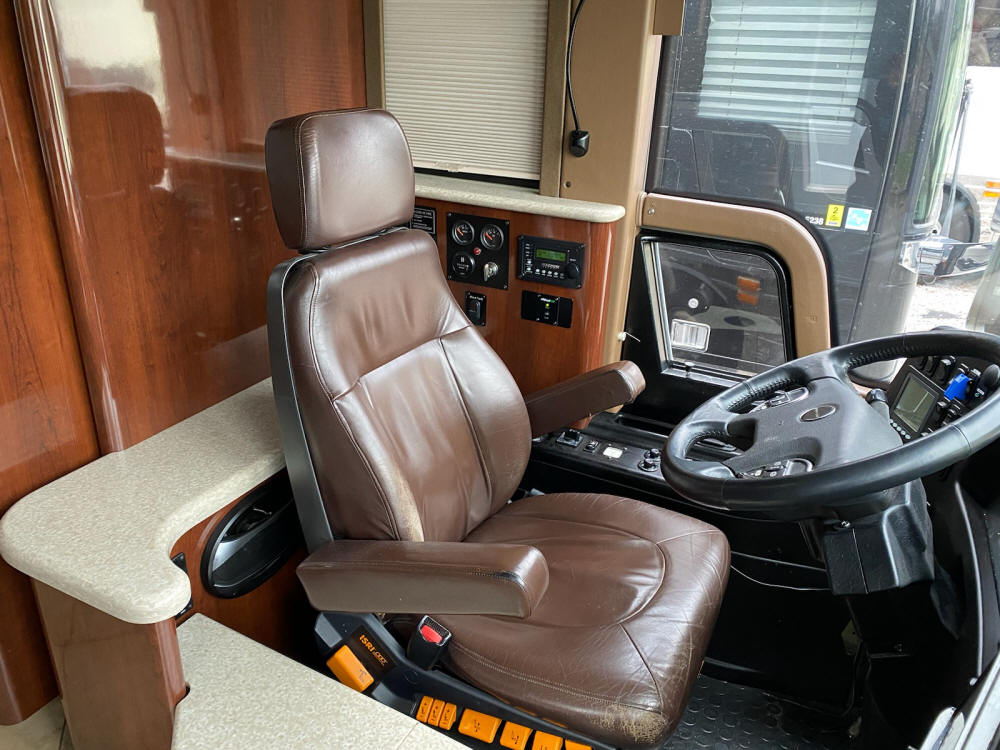 2012 Prevost Star Bus/ Motorhome # 49528 for sale at Staley Bus Sales / Staley Coach, Nashville, Tennessee.