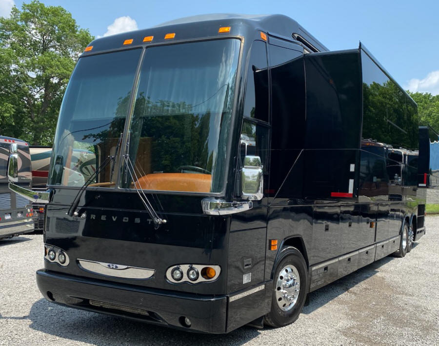 2008 H3-45 Prevost Star Coach/ Motorhome # 49545 For Sale at Staley Bus Sales / Staley Coach in Nashville, Tennessee.